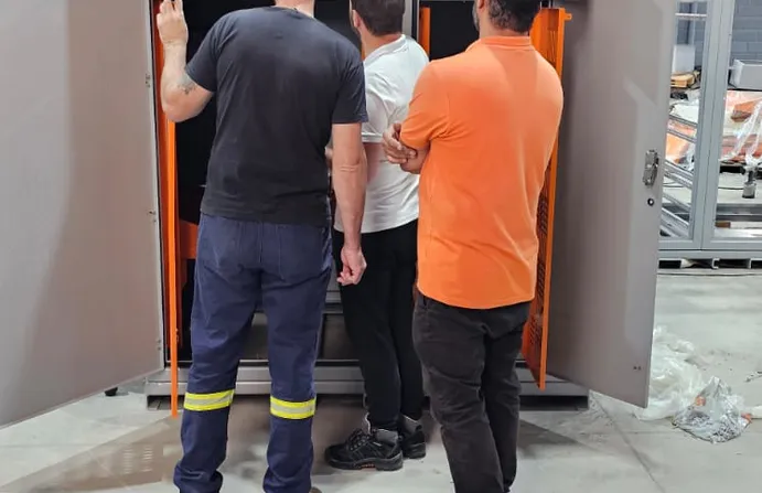 Empresa de montagem de painel eletrico da Pix Engenharia