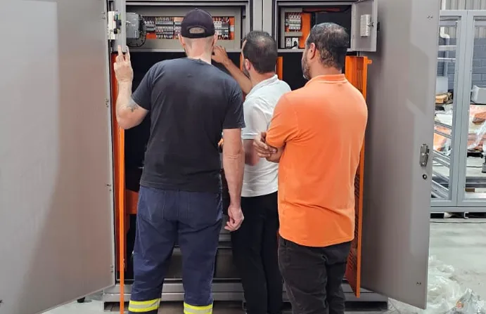 Subestação de média tensão blindada da Pix Engenharia