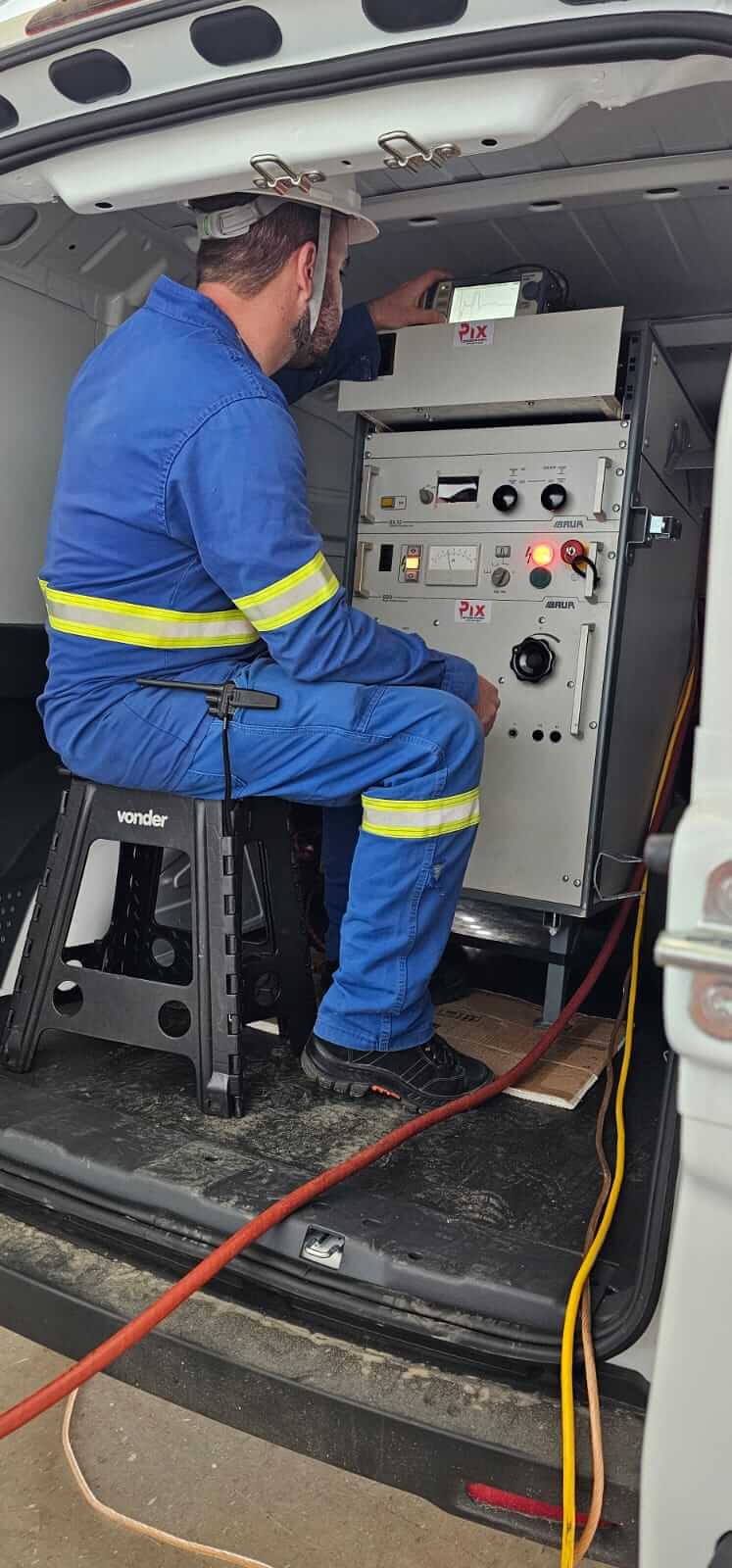 Teste para Localizar Falha em Cabos da Pix Engenharia