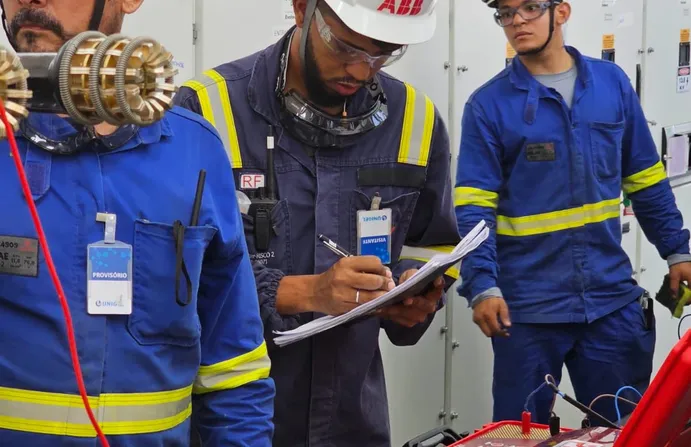 Análise de conformidade com NBR 14039 da Pix Engenharia